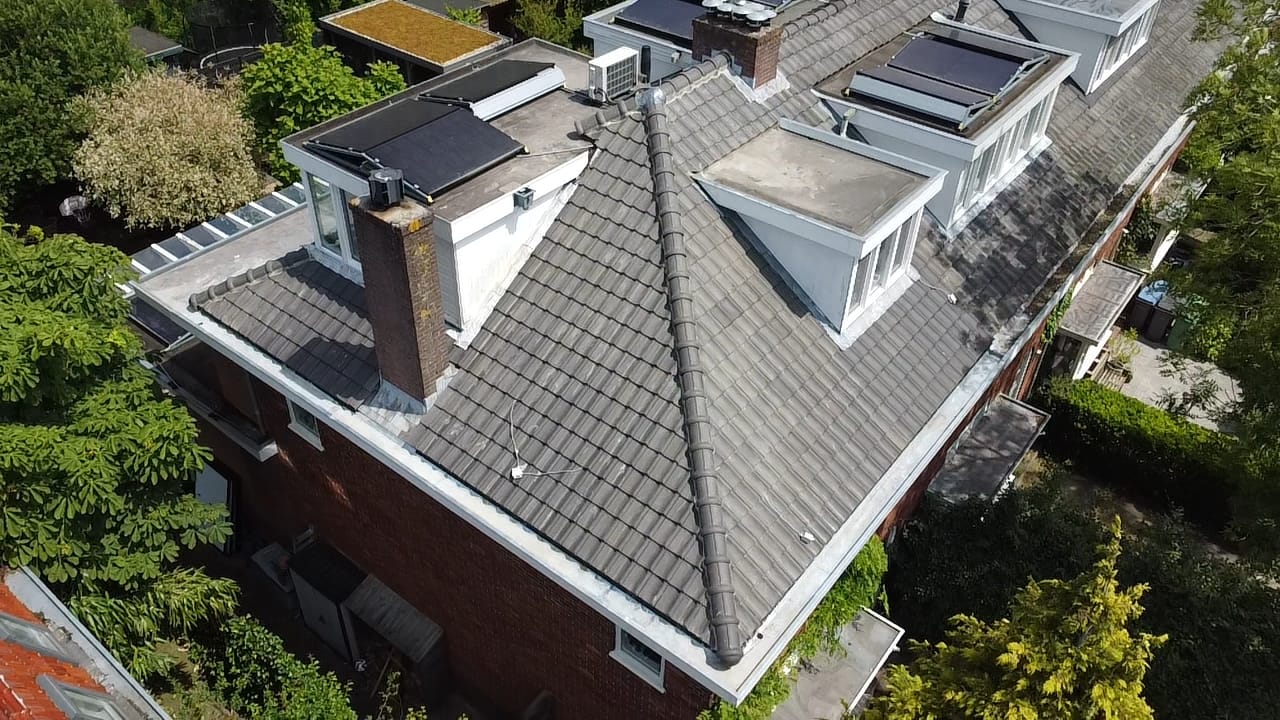 Dakdekker Amstelveen - Pannendak tijdens werkzaamheden