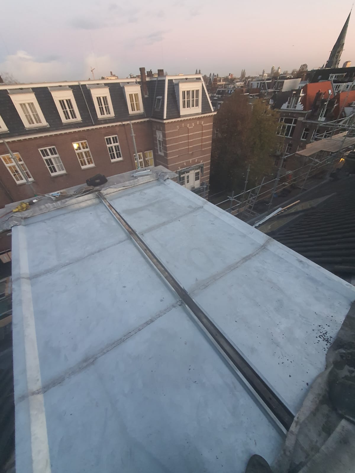 Dakdekker Amsterdam - Pannendak herdekking Wilhelmina Gasthuis